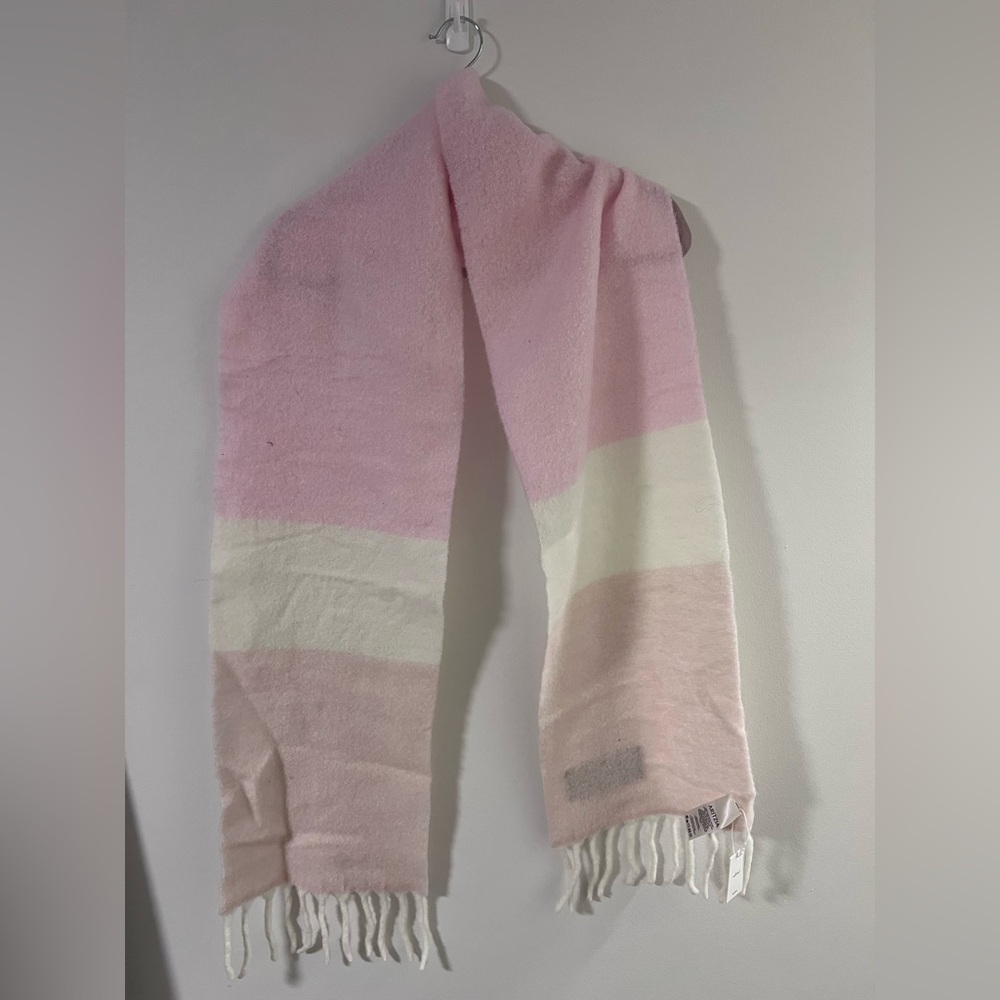 Aritzia Wilfred Pink and White Striped Scarf